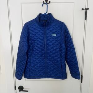 North Face Thermoball Eco Hooded Quilted Puffer Jacket. Casual, Outdoor, Parka.